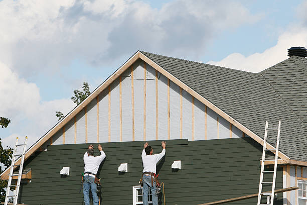 Professional Siding Replacement technician working in Hollsopple, PA
